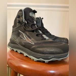 Altra Lone Peak All-WTHR Mid Hiking Boot Womens Size 9.5 Black